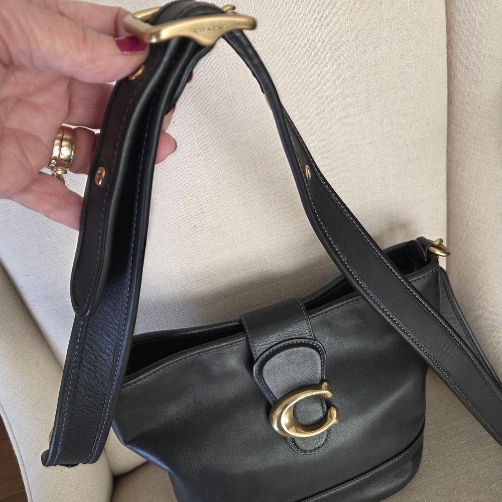 Coach Black Leather Shoulder Bag with Gold and Tan Accents - Picture 7 of 16